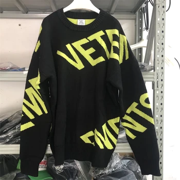 23SS Хип-хоп
 Черно вязаный жаккардовый пуловер с голяма лого Vetements, мъжки и дамски ежедневни блузи VTM в стил хип-хоп